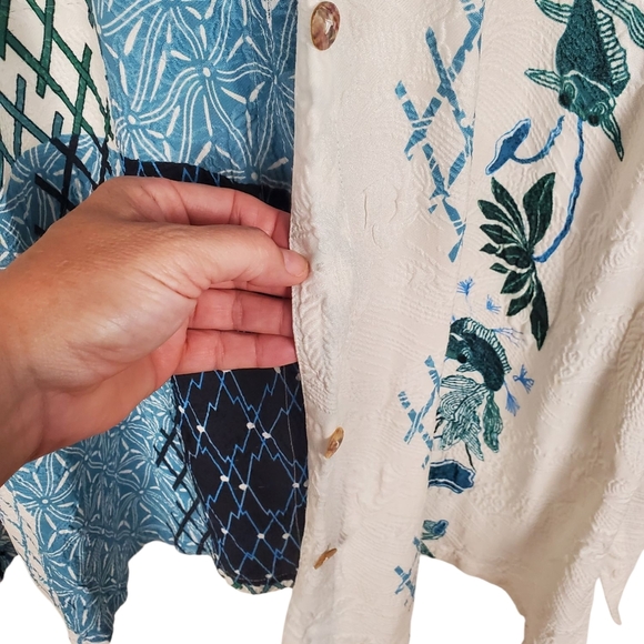 Citron Women's Silk Blue and White Patchwork Patterned Button-Up Shirt. O/S - Picture 13 of 13